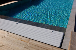 Couverture de piscine immergée classique DECK COVER 500